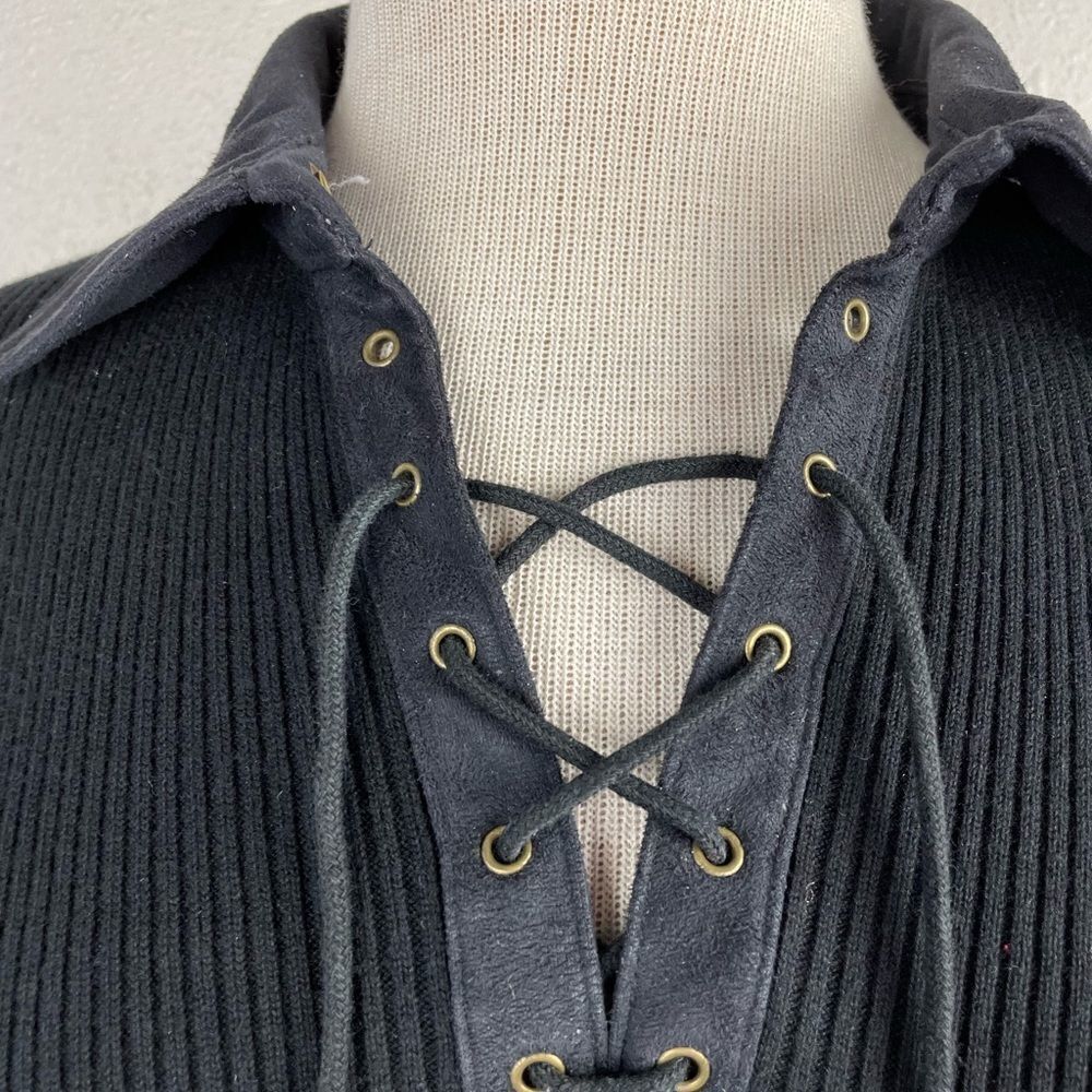 Lauren Ralph Lauren Lace Up V-Neck Collared Sweater Top Size M EUC - Picture 2 of 7